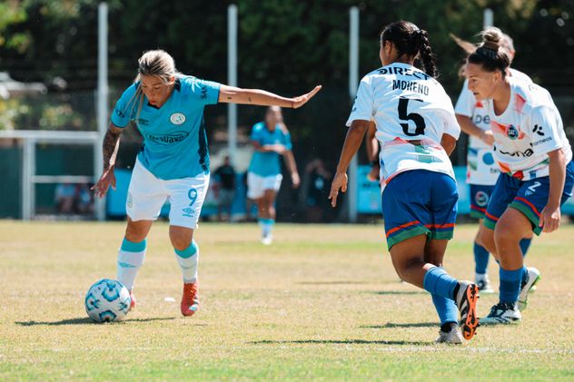 Belgrano debutó ante SAT en la primera fecha del Torneo Apertura. 