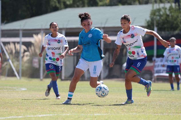 Belgrano debutó ante SAT en la primera fecha del Torneo Apertura. 