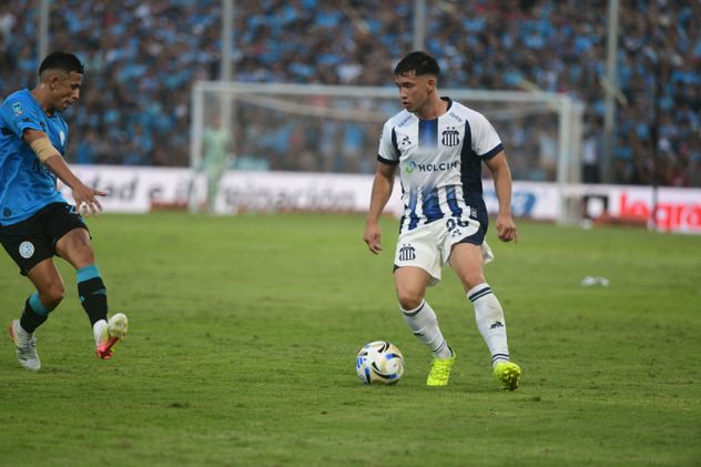 Clásico empate ssin goles entre Belgrano y Talleres en Alberdi.
