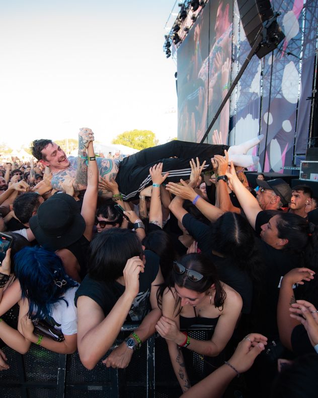 Sebastian Murphy de Viagra Boys en Lollapalooza 2026.