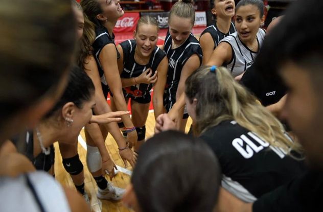 Bell clasificó a los play offs de la Liga Argentina Femenina de vóley.