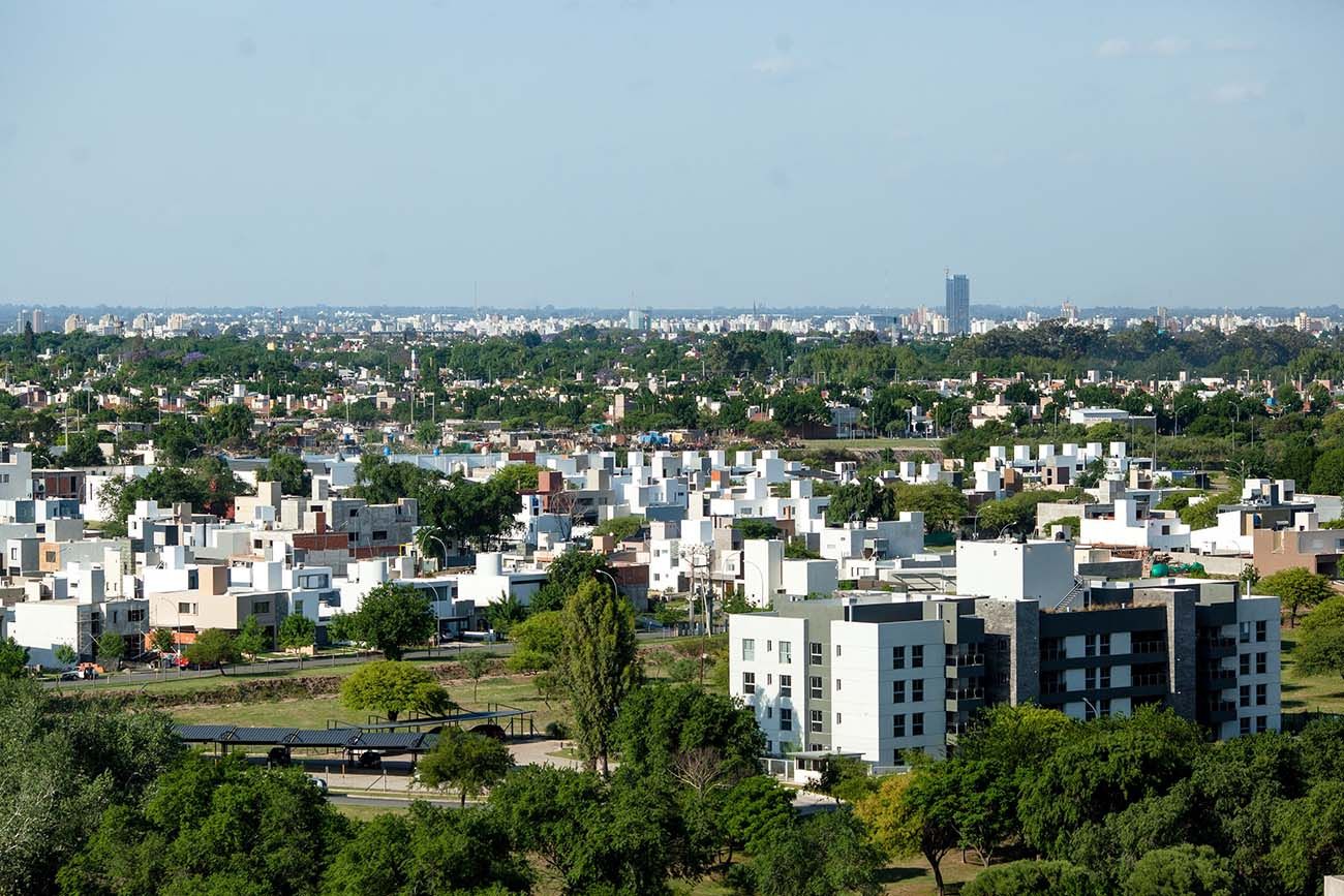 A través de fondos de inversión inmobiliaria regulados, hoy es posible participar del negocio con montos más bajos, mayor liquidez y gestión profesional, en línea con modelos ya consolidados en otros países de América Latina.