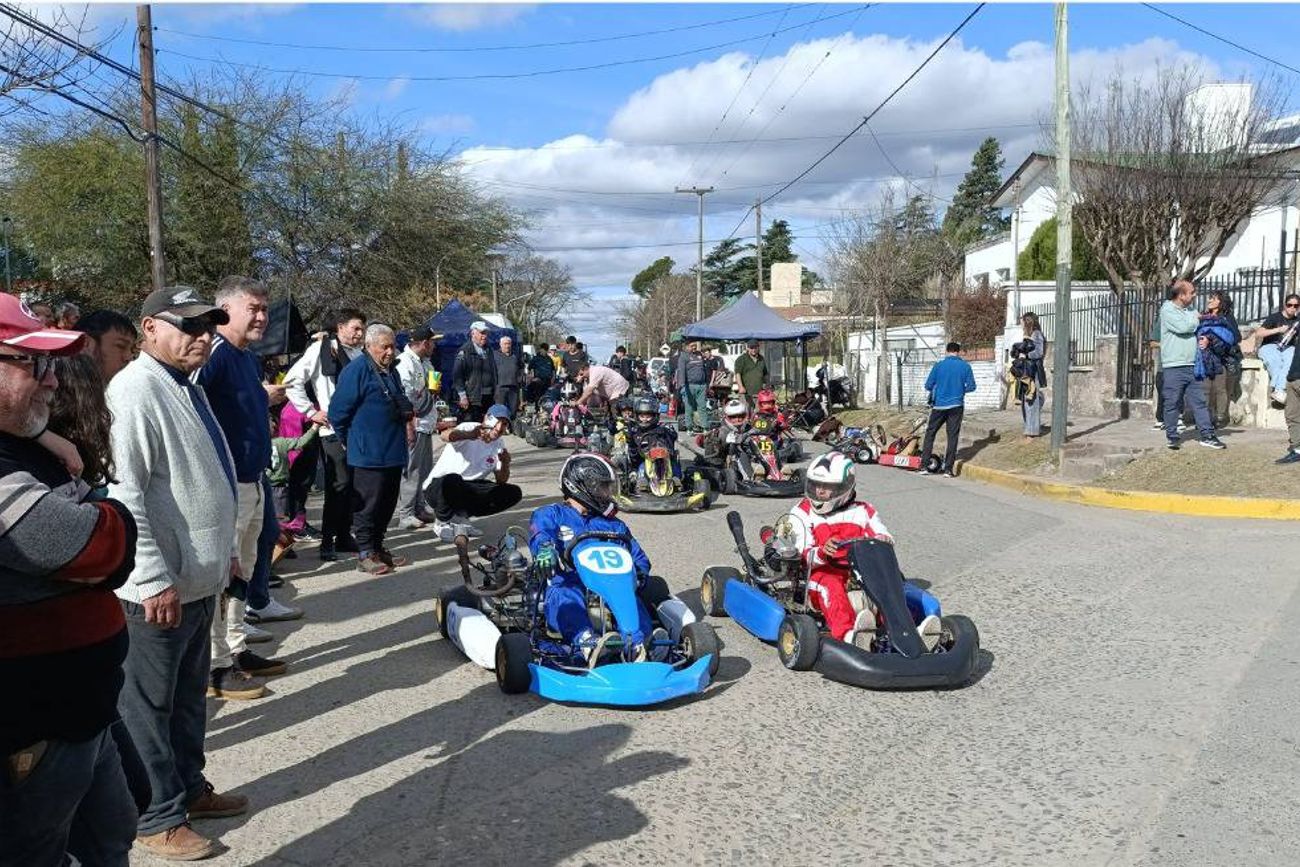 La competencia de karting en Salsipuedes quedó enlutada por la muerte de un piloto. 