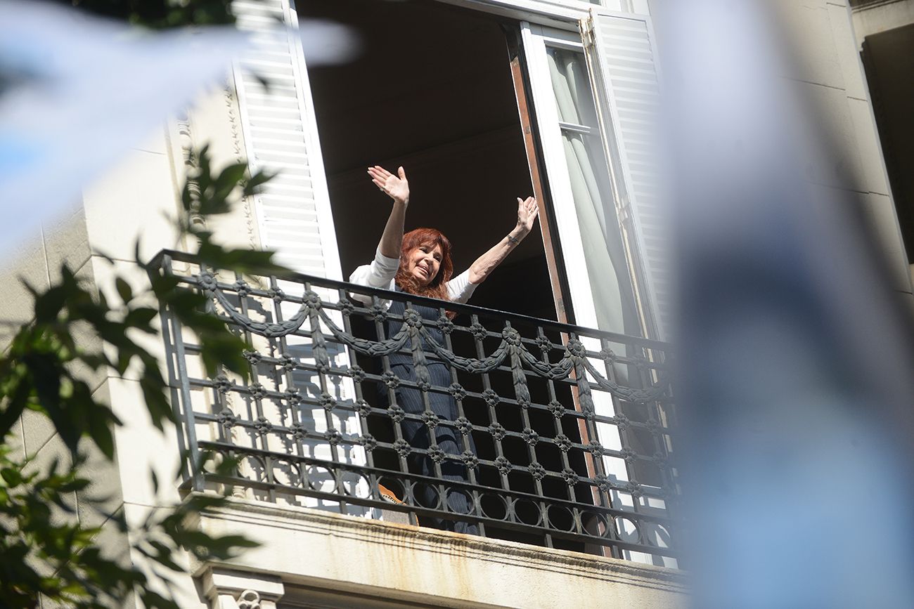La Justicia rechazó un pedido de Cristina Kirchner y seguirá con tobillera electrónica