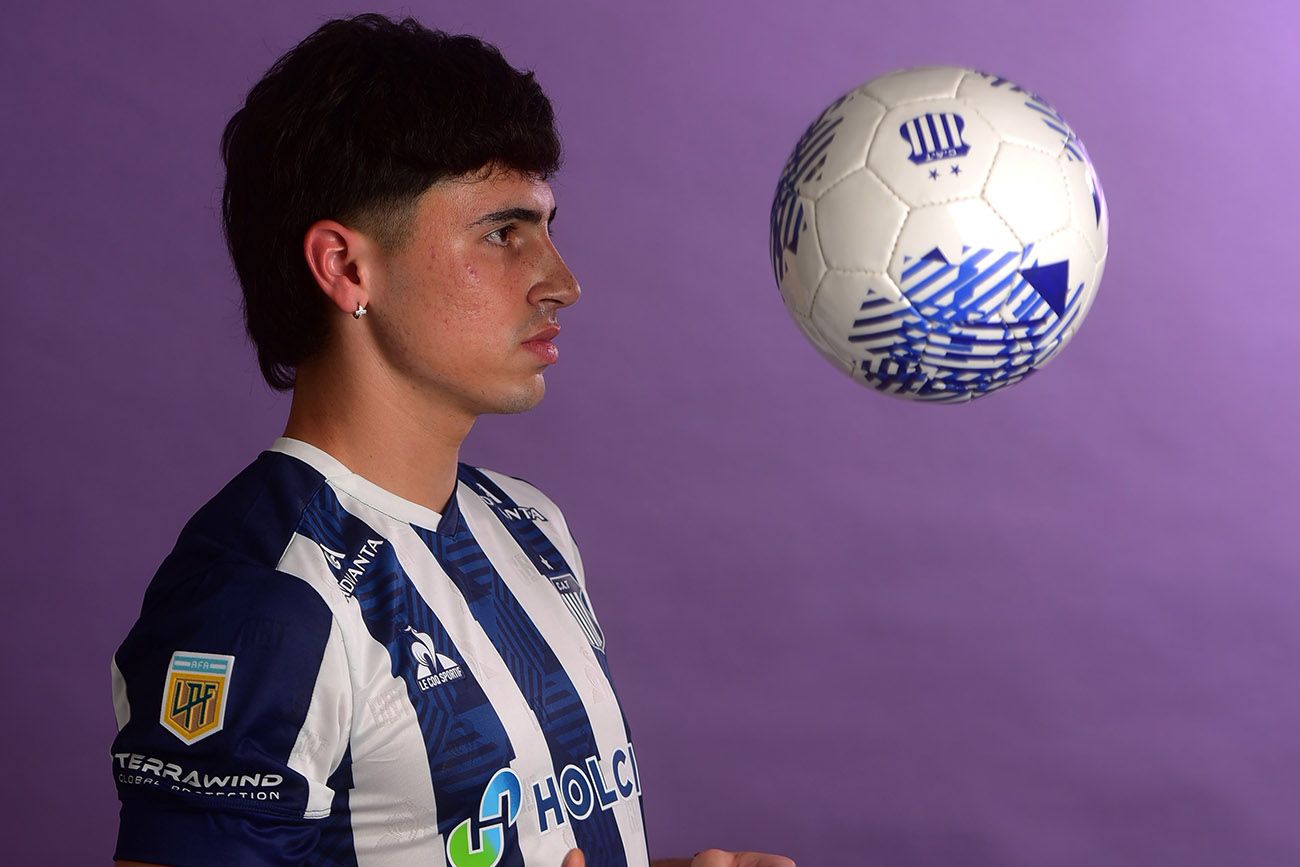  Santiago Fernández. Talleres recueperó solidez defensiva en un momento clave del Apertura.