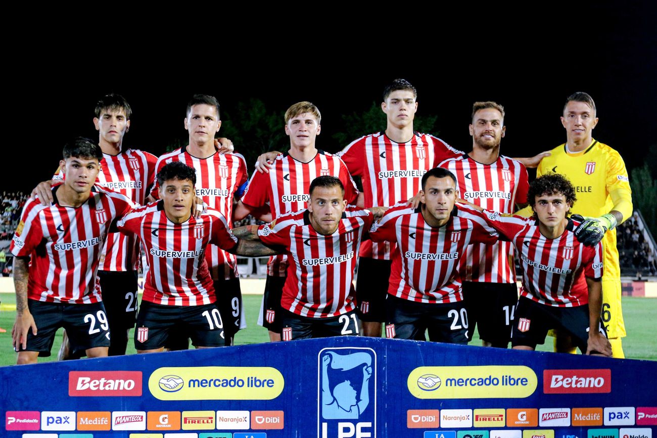 Estudiantes de La Plata le ganó 2-1 de visitante a Gimnasia de Mendoza. 