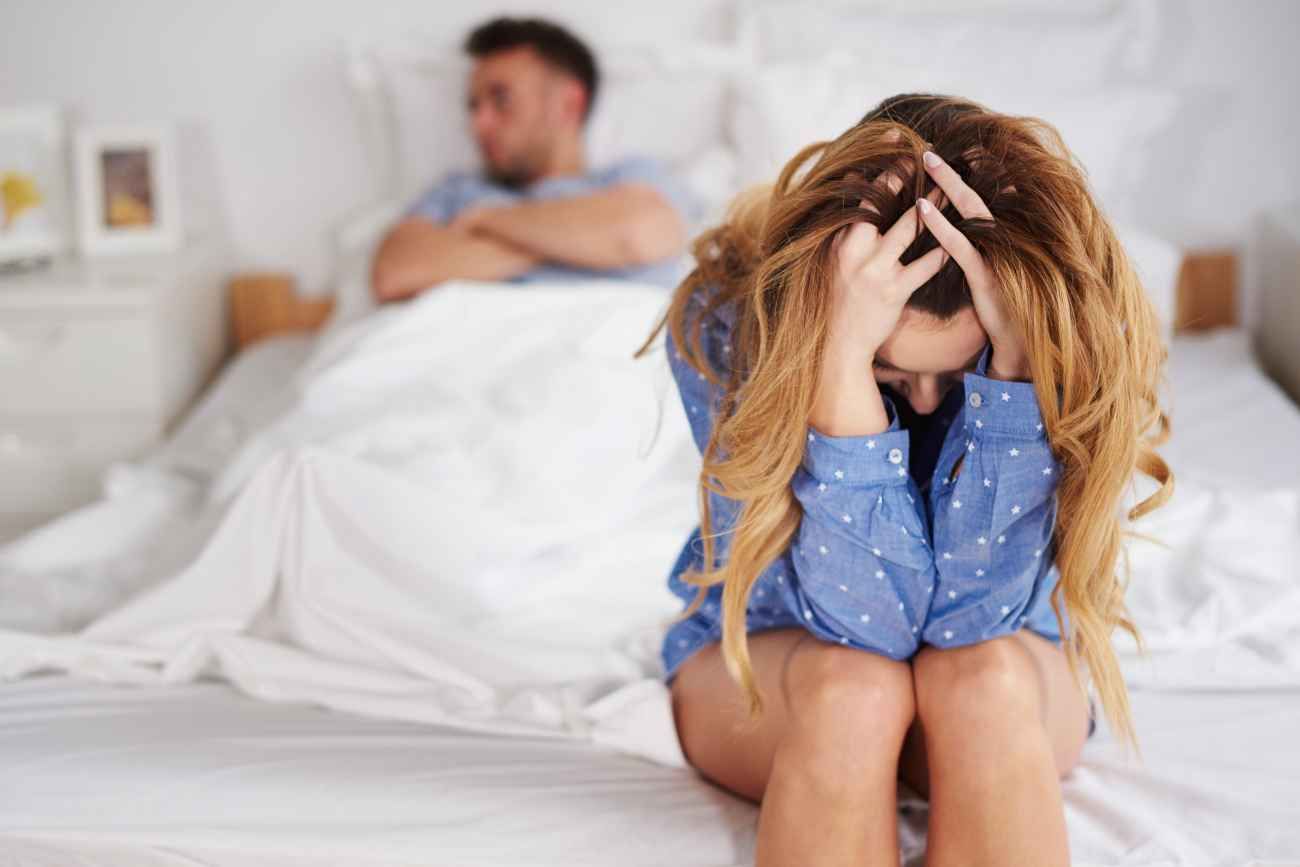 El deseo sexual puede disminuir incluso en parejas con vínculo sólido. Especialistas advierten que influyen diferentes factores. 