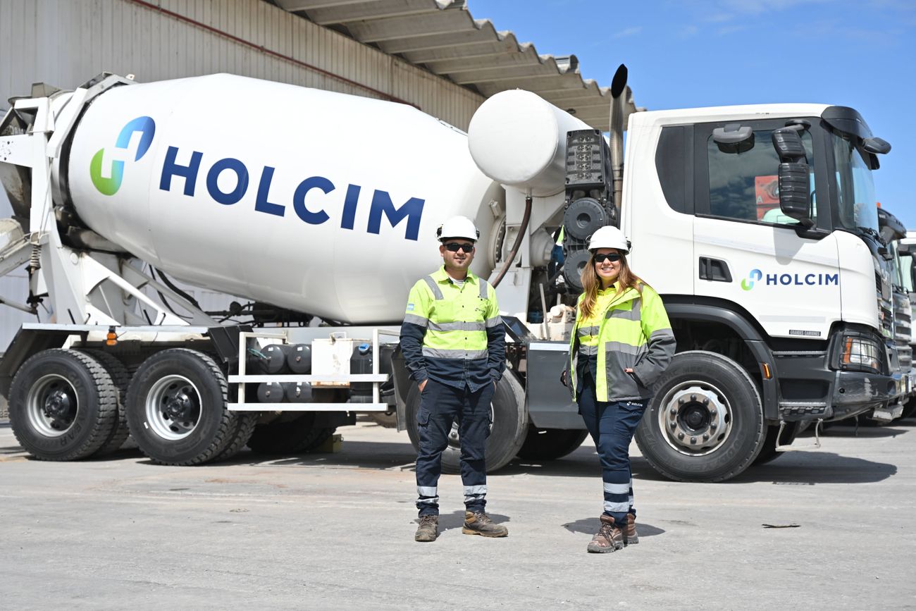 Holcim busca empleados y pasantes en Córdoba. 