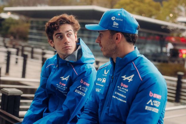 Colapinto y Pierre Gasly en China.
