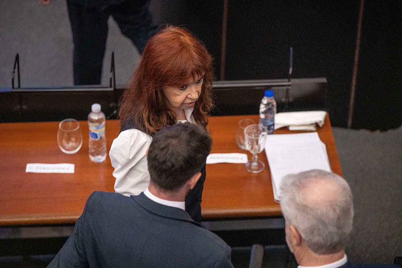 Cristina Kirchner declaró en la Causa Cuadernos: "Estamos ante prácticas mafiosas de jueces y fiscales"