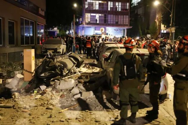 Misiles iraníes en Tel Aviv dejaron dos muertos. (Gentileza BBC)