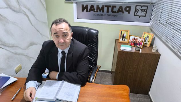 Carlos Pajtman, abogado. Defensor del fiscal Luis Pizarro en el jury de enjuiciamiento. 