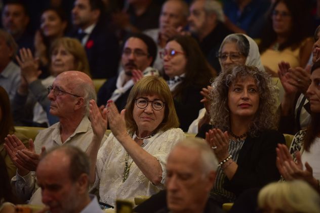 Tribunales. Mucha emoción durante la conferencia de prensa. (José Hernández / La Voz)