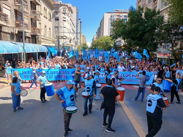 La UEPC sigue negociando con el Gobierno para cerrar la paritaria.