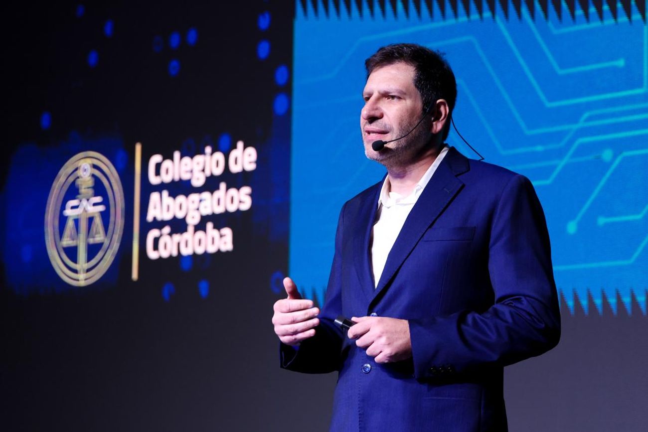 Eduardo Bittar, presidente del Colegio de Abogados. 