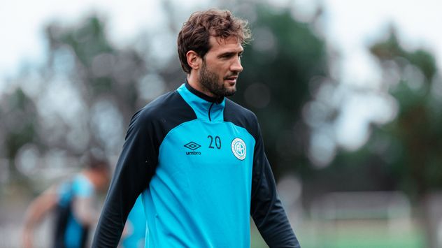 Franco Vázquez y su presente en el Pirata.