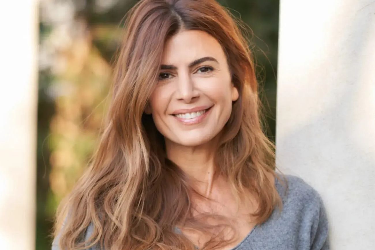 Juliana Awada mostró su biblioteca con trucos deco
