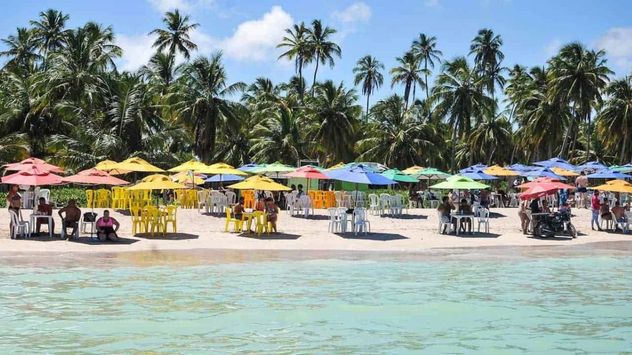 Playa de Antunes: El tesoro escondido de Brasil que conquista con sus cocoteros y aguas turquesas.