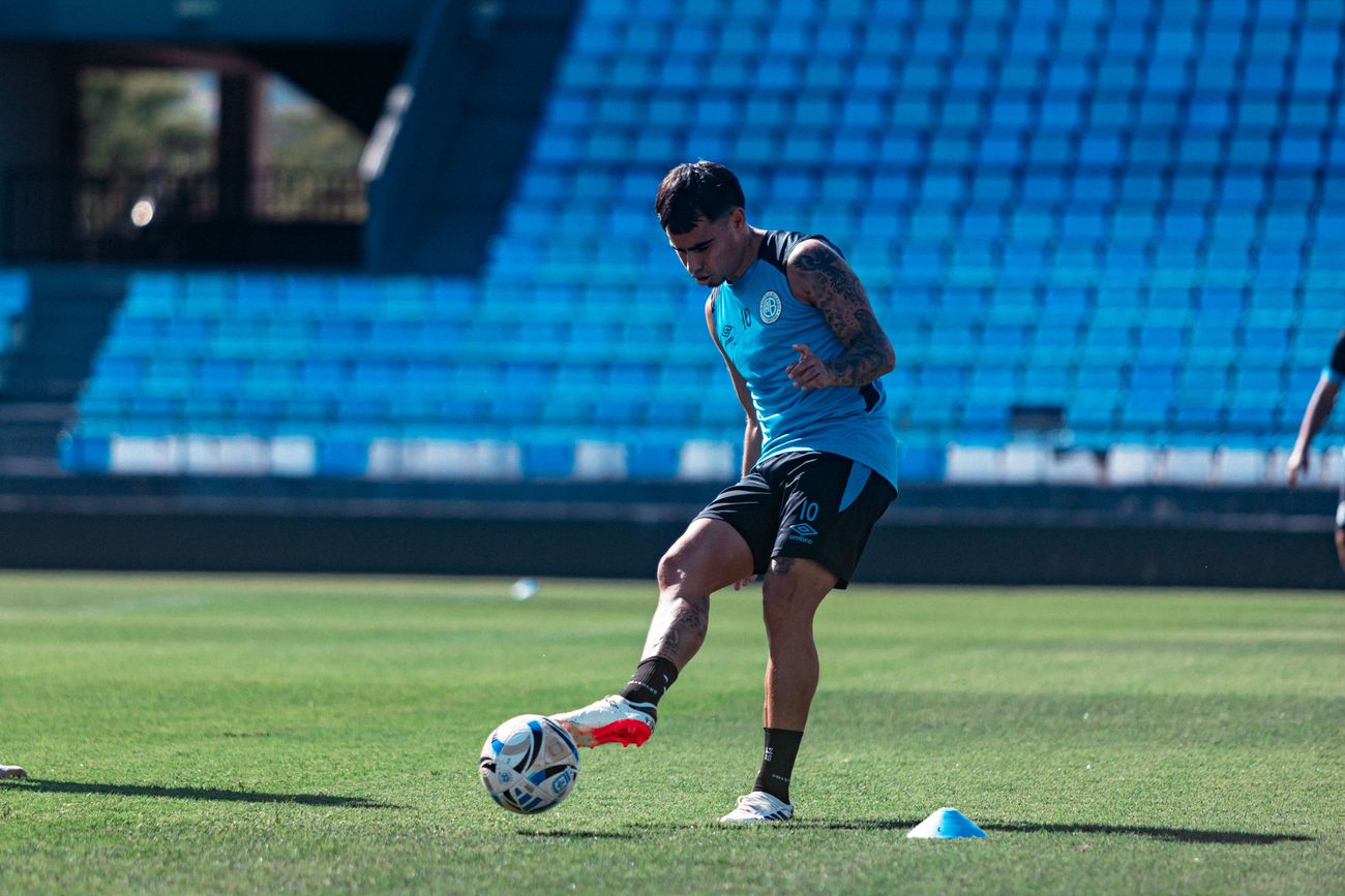Lucas Zelarayán estará en el inicial ante Racing. 