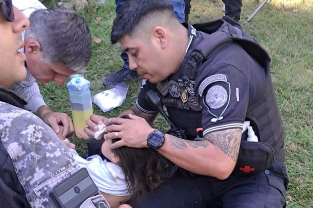  Apareció sana Esmeralda, la nena buscada toda la noche en Cosquín.