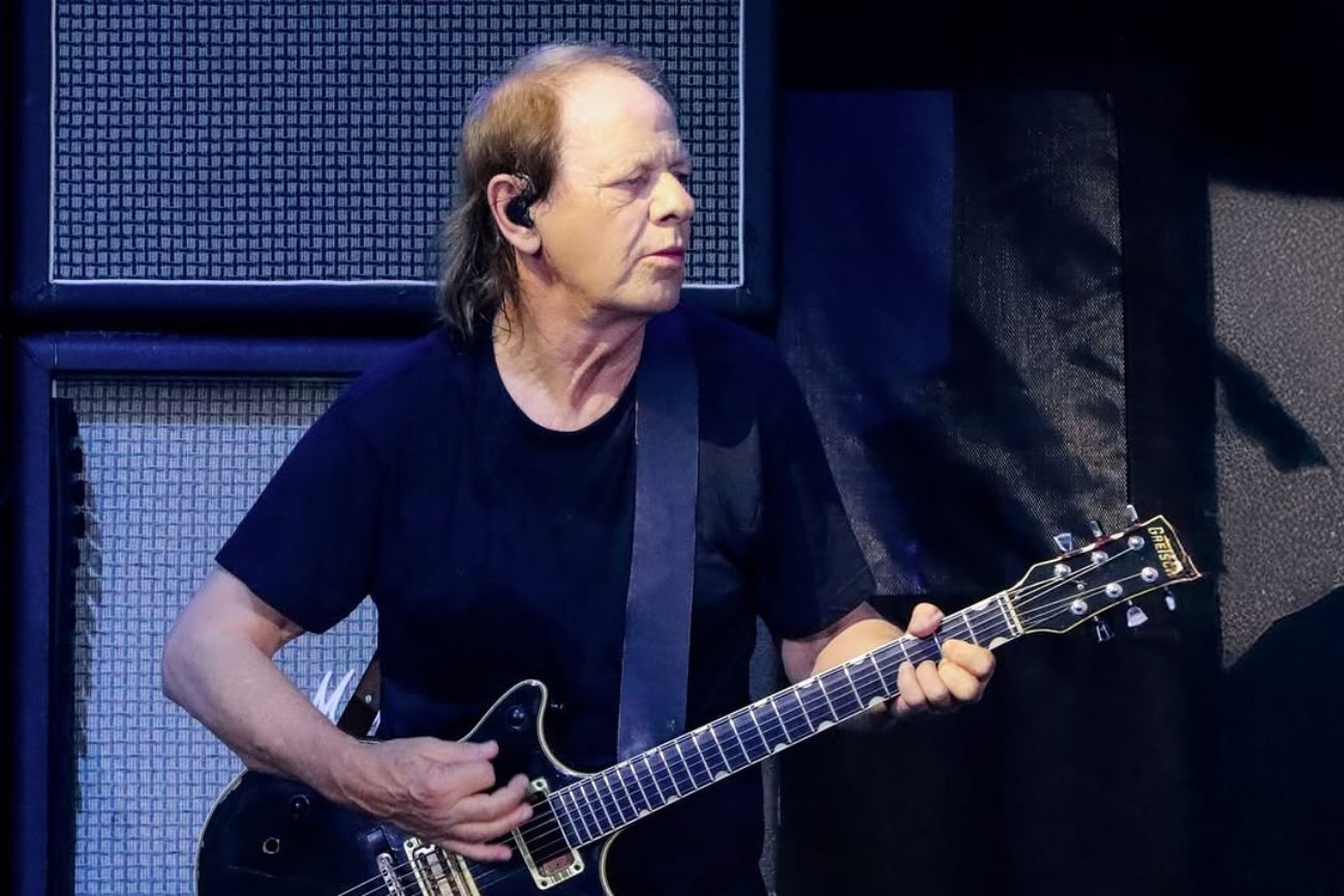 Dieron de alta al guitarrista de AC/DC, Stevie Young.
