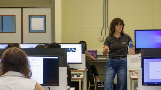 La celeridad y compromiso de los equipos técnicos, docentes y de gestión es la base sólida sobre la cual la universidad proyecta su crecimiento regional y nacional.