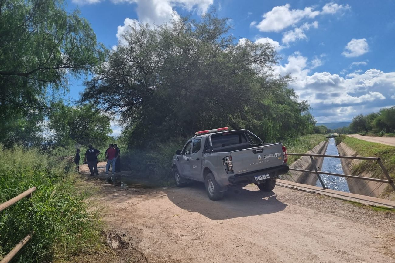 La búsqueda, entre zonas de canales y montes en las afueras de Villa Dolores. 