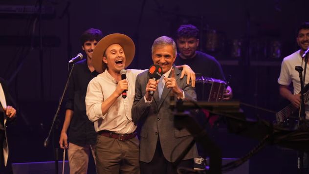 Telenoche Doce celebró sus 25 años en el Teatro Real.