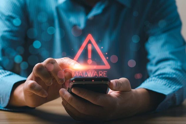 Detectan un virus en iPhone que roba información y billeteras digitales.