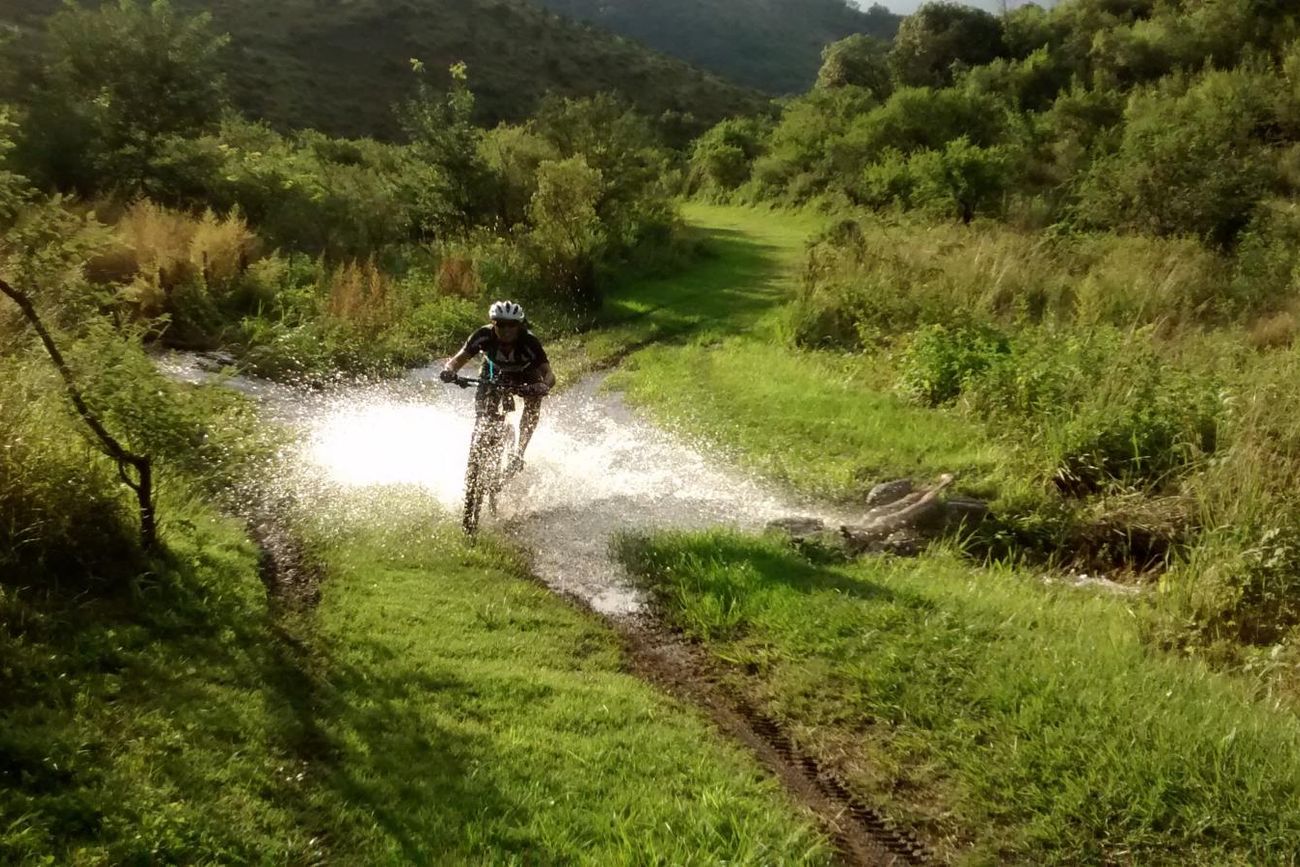 La Calera, Dumesnil por senderos.