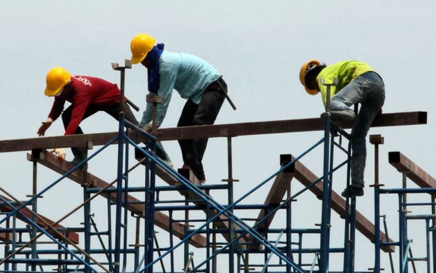 La construcción es uno de los sectores que más empleo resignó y con fuerte incidencia de informalidad.