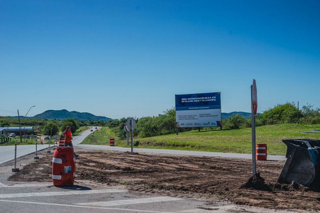 Construyen rotonda de acceso a Villa Rumipal, sobre ruta 5.