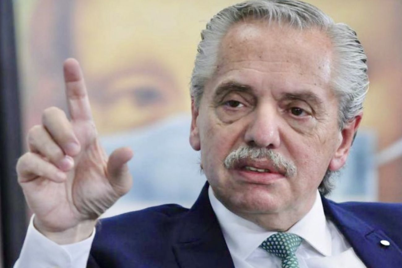 YPF: Alberto Fernández cruzó a Javier Milei por el fallo y reivindicó la defensa jurídica de su gestión