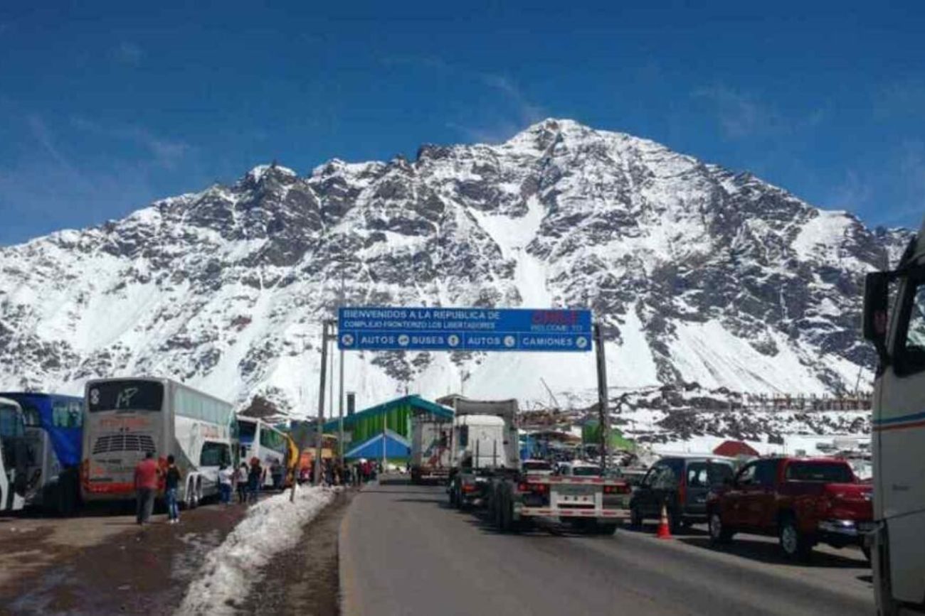 Paso Cristo Redentor, entre Argentina y Chile. 