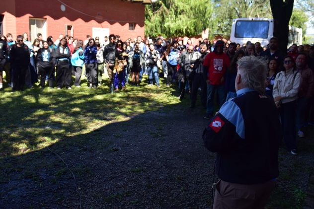 Encuentro inédito de socias y socios de Belgrano, Instituto, Talleres y Estudiantes de Río Cuarto en La Perla en el marco de los 50 años del Golpe. Memoria y fútbol.