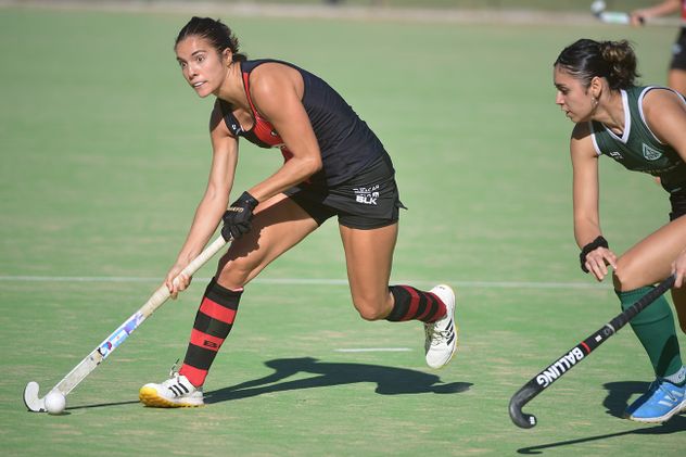 Córdoba Athletic frente a Barrio Parque, por la primera fecha del Oficial Damas A. 