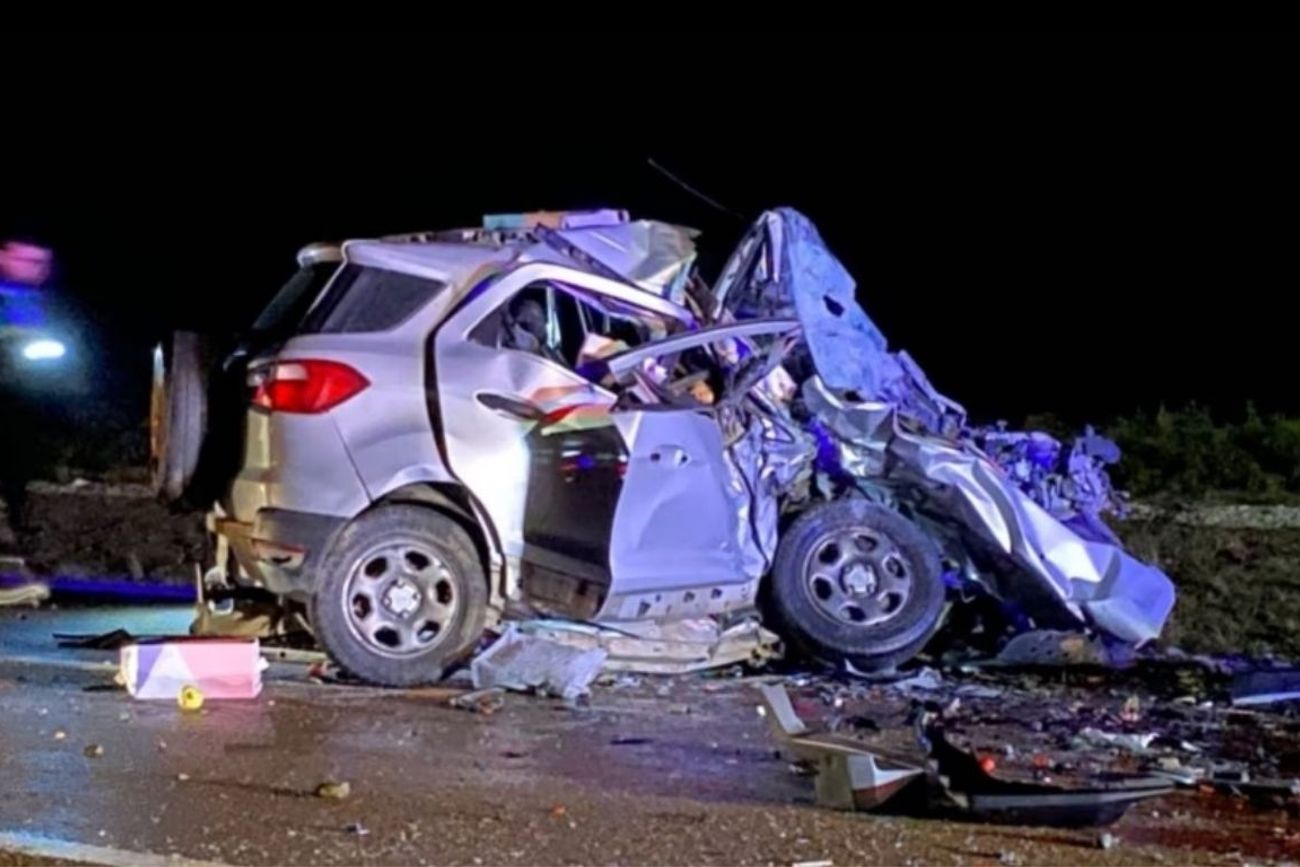 Tragedia en la ruta 3: tres muertos en un choque frontal y un nene evoluciona en terapia intensiva