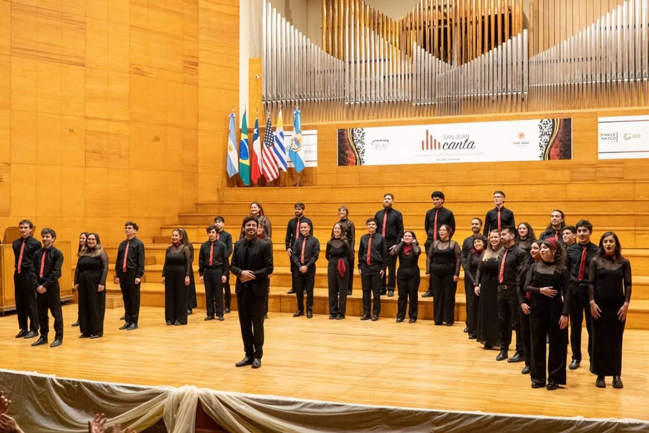 Coro Municipal de Jóvenes, tal cual se presenta en la actualidad. (Instagram @ccmanueldefalla)
