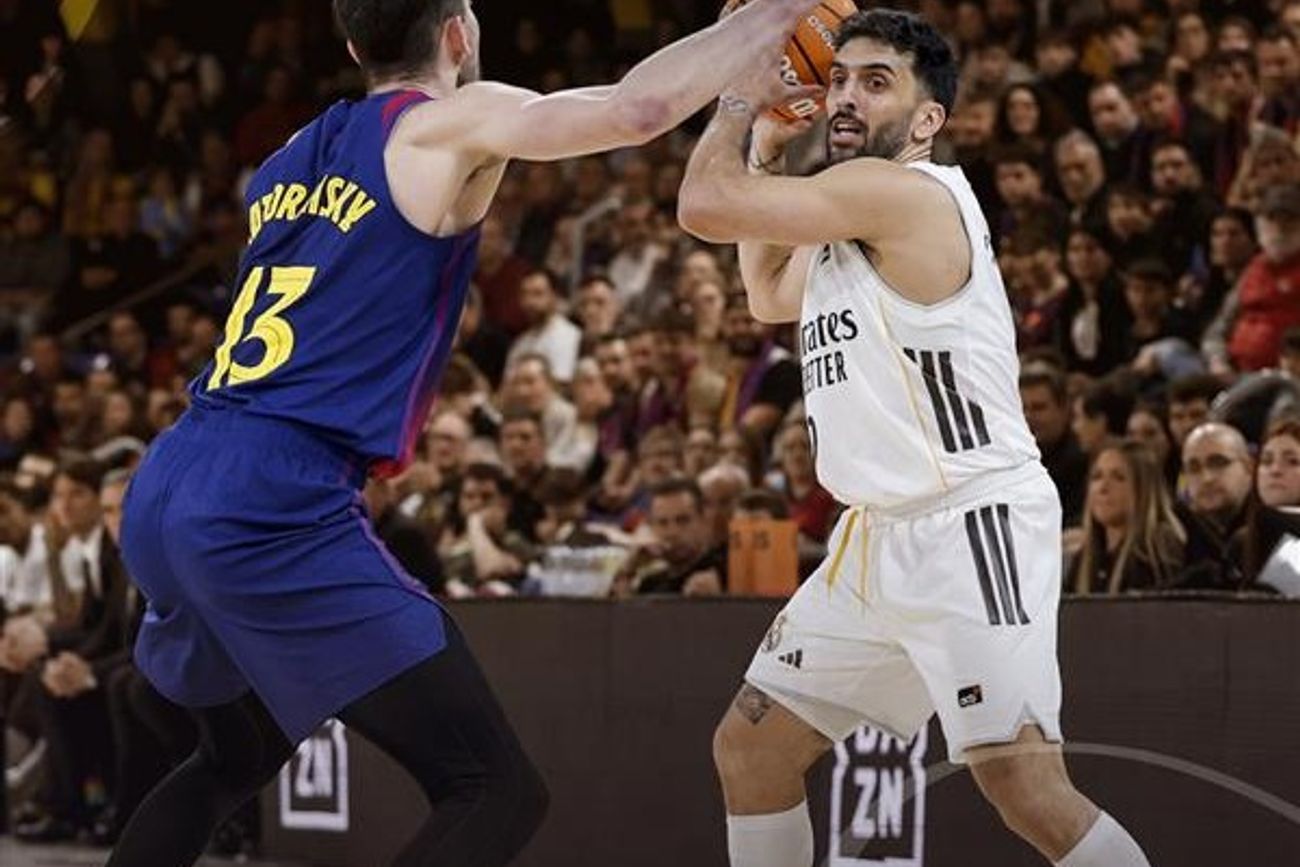 Facundo Campazzo fue la figura repetida del Real Madrid en la victoria en el clásico ante Barcelona por la Liga ACB. El cordobés cumple 35 años este lunes. (Prensa Real Madrid)
