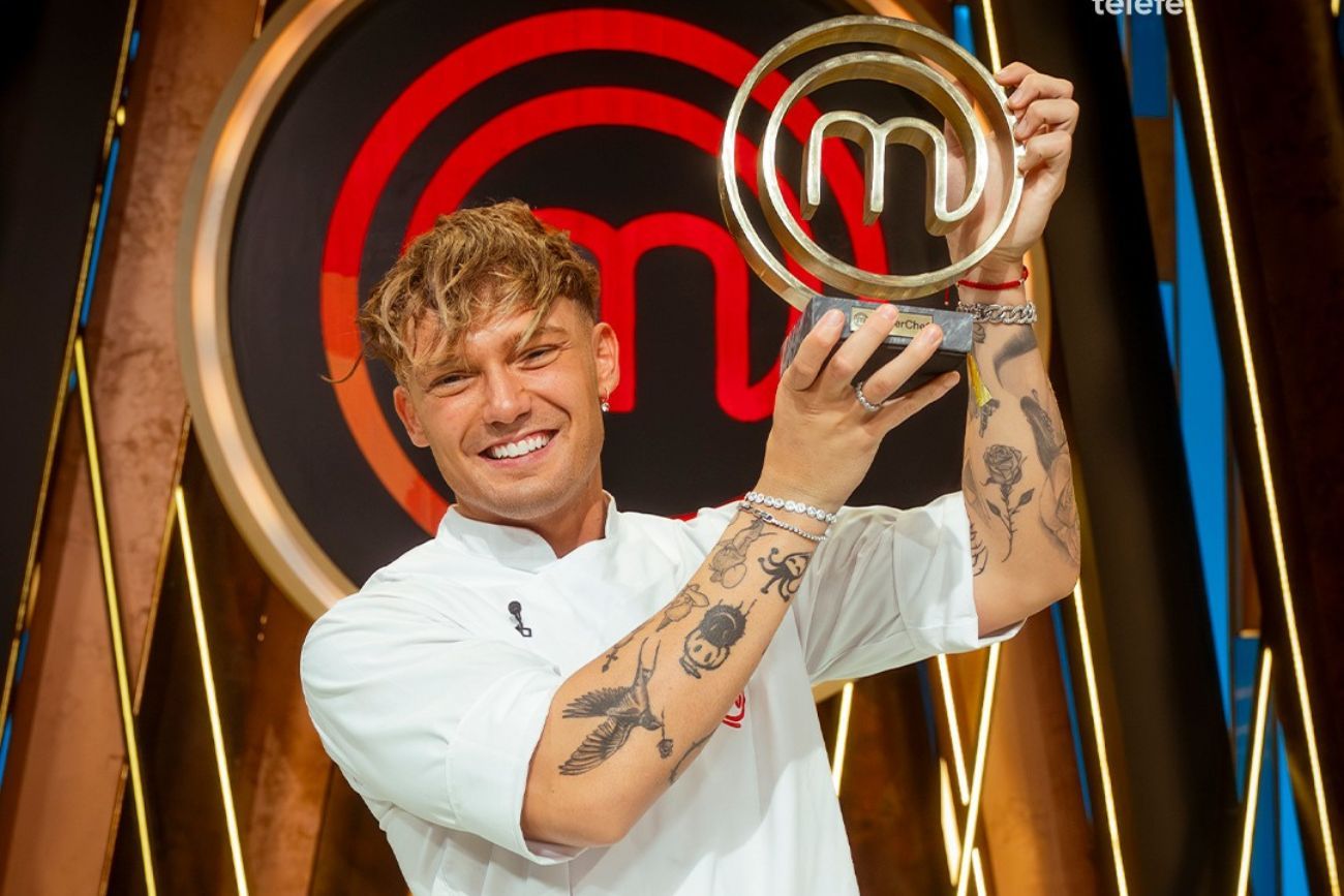 Ian Lucas se coronó campeón de MasterChef Celebrity.