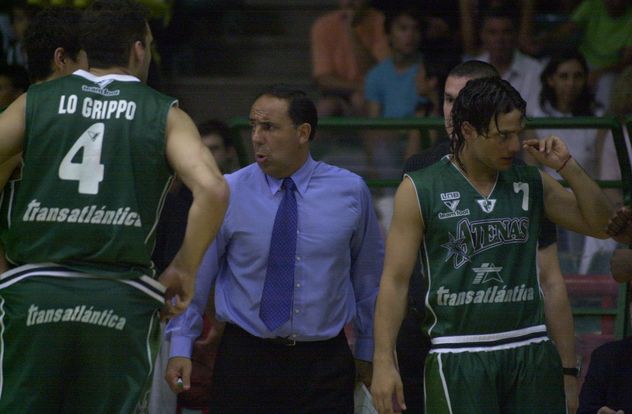 Oscar Sánchez fue campeón de la Liga Nacional con Atenas en 2003 y realizó un duro análisis del presente del club.