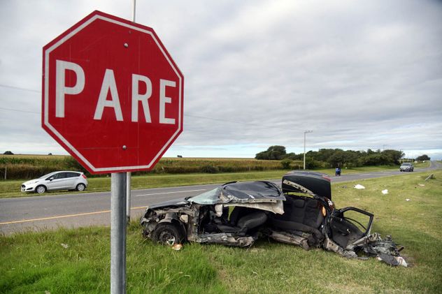 Choque fatal en avenida Armada Argentina al 5200, donde fallecieron dos jovenes.