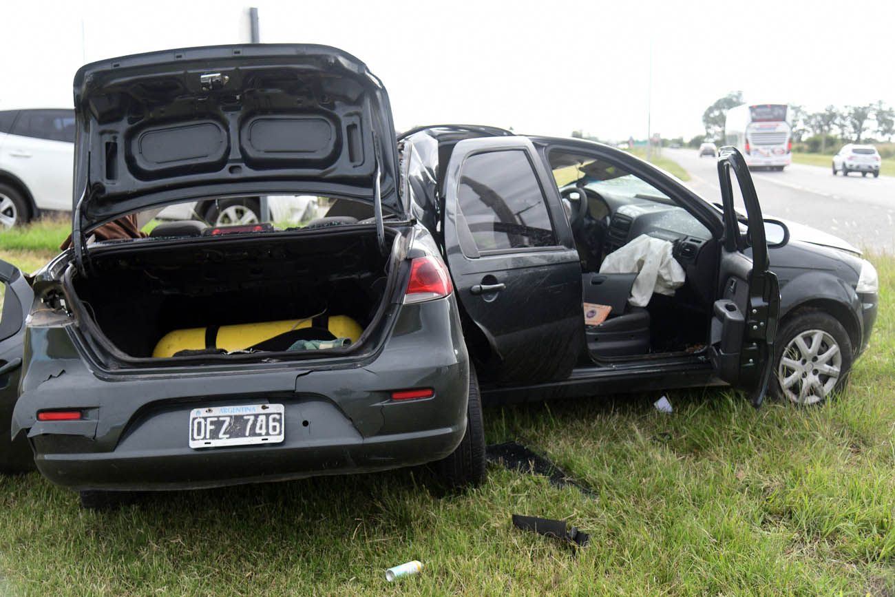 Choque fatal en avenida Armada Argentina al 5200, donde fallecieron dos jovenes.