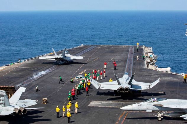El poderoso portaaviones USS Nimitz.