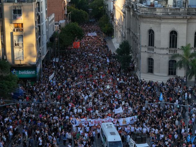 Marcha por el 24 de marzo en el Patio Olmos