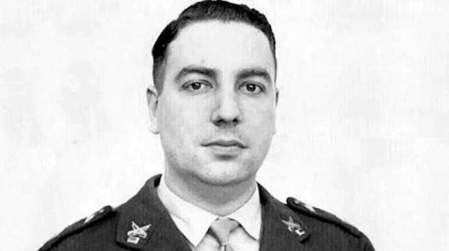 El coronel Larrabure era subdirector de la Fábrica Militar de Villa María al momento de su secuestro, en 1974.