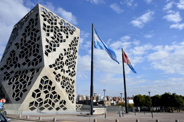 La intención del Gobierno provincial es buscar un reagrupamiento que vuelva a las cooperativas más eficientes y menos costosas para los usuarios del interior.
