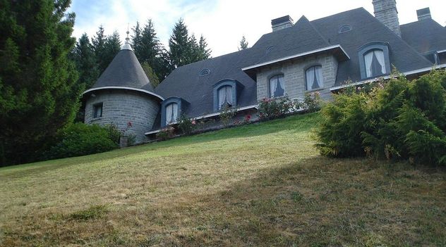 Así es El Messidor, la residencia donde vivió Isabel Perón en 1976.