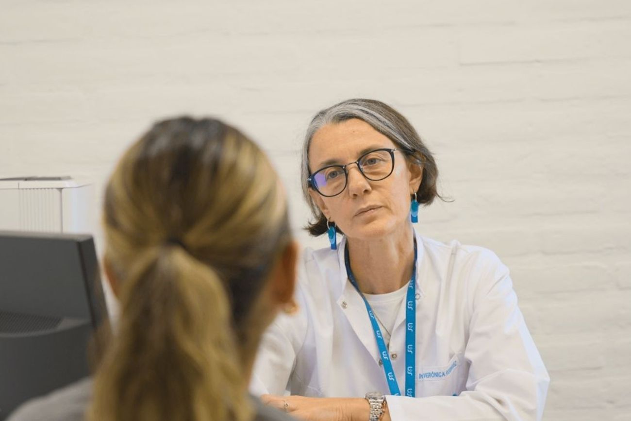 Los controles ginecológicos periódicos permiten detectar lesiones de manera temprana y prevenir el cáncer de cuello uterino.