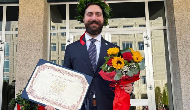 Marcos Ibáñez, ingeniero aeroespacial de la FcefyN, con doble titulación. Se recibió en Torino, Italia. (Gentileza)